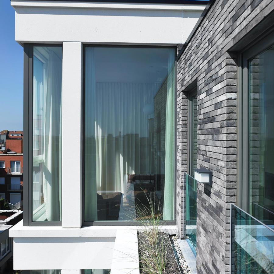 Stijlvolle En Lichtrijke Design Penthouse Met Prachtig Uitzicht Te Wenduine Apartment De Haan Bagian luar foto